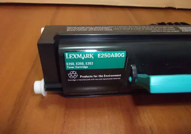 3. Снимка на Тонер касета за Lexmark E250
