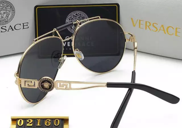 3. Снимка на Слънчеви очила Versace Висок клас реплика