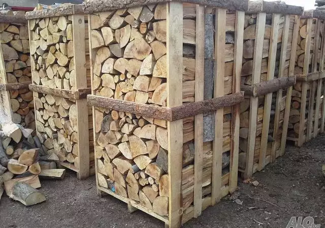 Дърва за огрев нацепени, нарязани и метрови