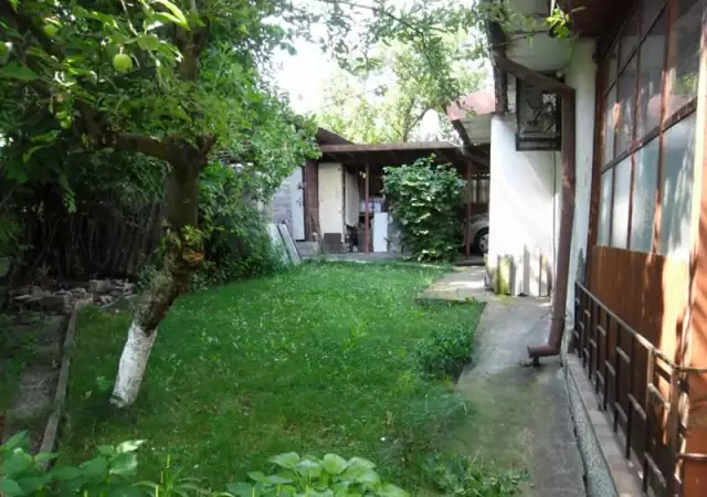 Къща с двор за продажба - Горна Малина, София
