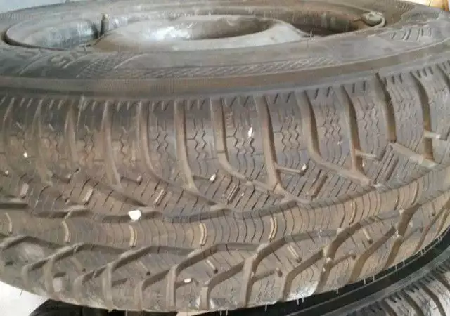 1. Снимка на Зимни гуми с джанти