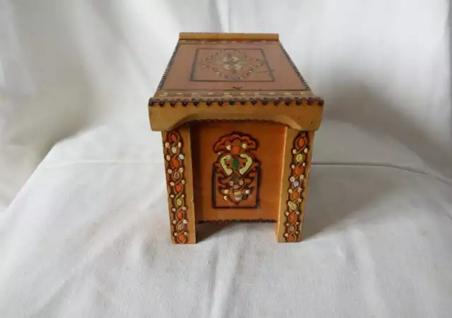 1. Снимка на Старинни Дървени Кутии Ръчна Изработка