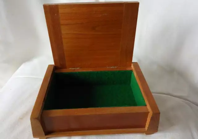 6. Снимка на Старинни Дървени Кутии Ръчна Изработка