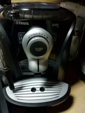 1. Снимка на Кафе машина - автомат Saeko Odea Bleac Go