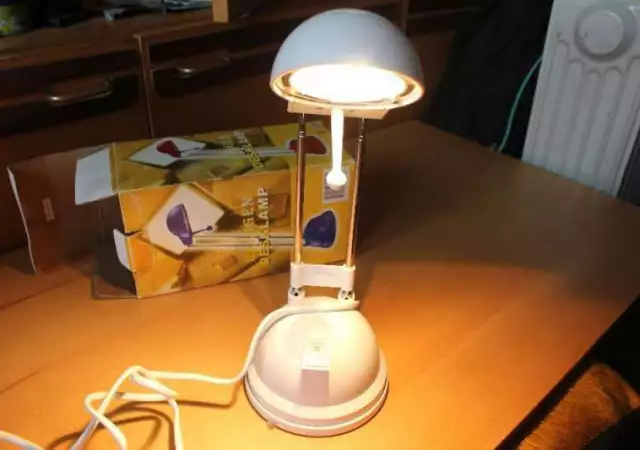 6. Снимка на Лампа работна мобилна изключително практична