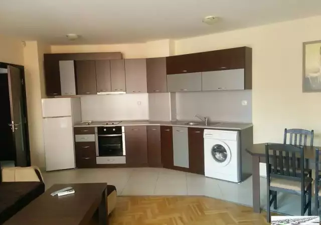 Двустаен нов апартамент - Кършияка