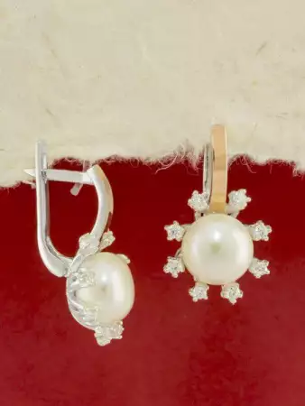 Сребърни обеци с перла и циркони