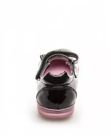 6. Снимка на Официални лачени обувки от Perfection
