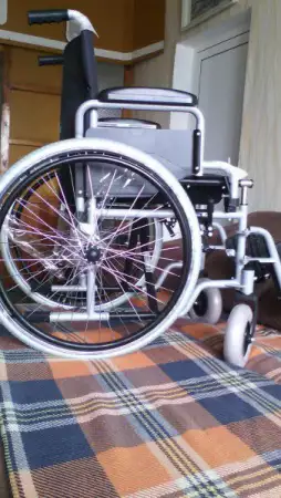 3. Снимка на Рингова инвалидна количка