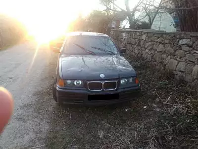 BMW 316I sedan E36