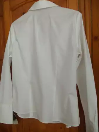 2. Снимка на Дамска бяла риза с дълъг ръкав