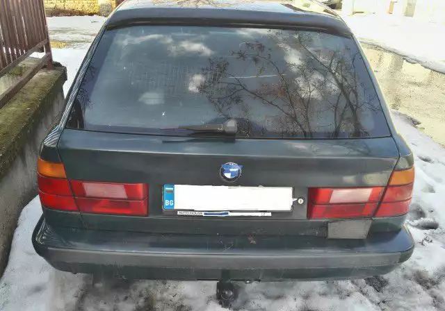 3. Снимка на Продавам BMW 525 TDS - E34 дизел - за части