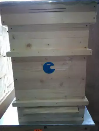8. Снимка на Производство на пчелни Кошери