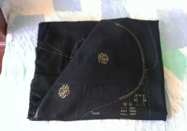 Черен плат на кройки за пролетно летни дамски блузи , 40 - 46