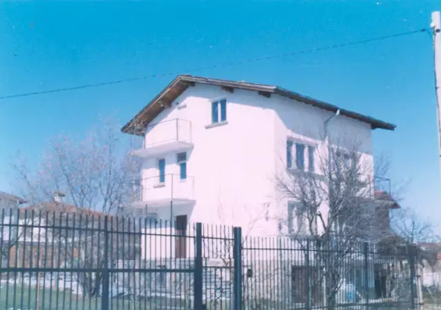 2. Снимка на Двуфамилна къща Банкя - Иваняне
