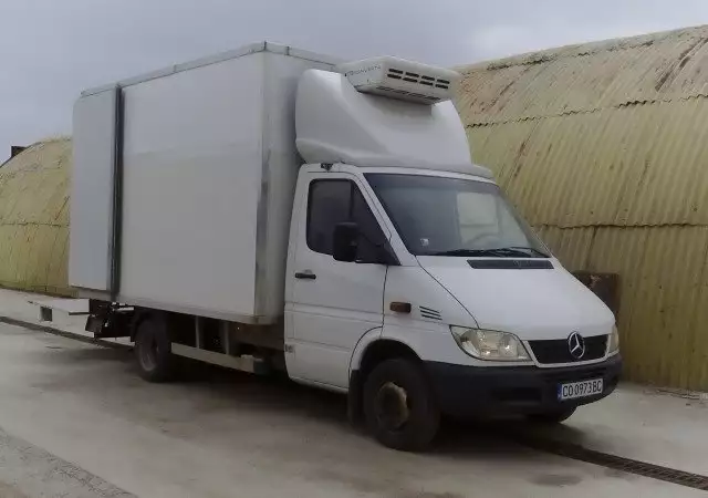 Хладилен и товарен превоз в София и страната