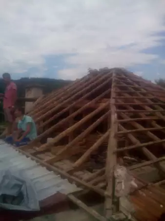 3. Снимка на ремонт на покриви велинград