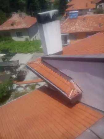 4. Снимка на ремонт на покриви велинград