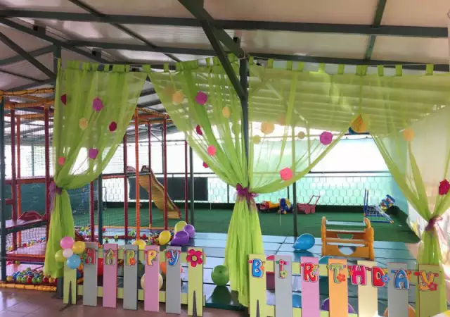 детски клуб с градина