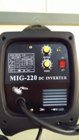 5. Снимка на 220А Инвенторно Телоподаващо устройство MIG 220А