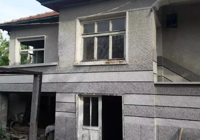 2. Снимка на Събаряне на стари къщи в Пловдив