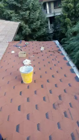 Бригада за ремонт на покриви