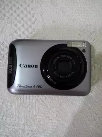 1. Снимка на Продавам фотоапарат Canon PowerShot A490 за части