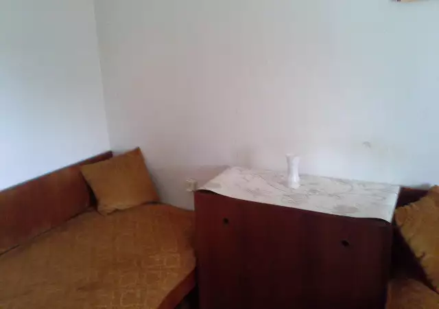 2. Снимка на стая в апартамент - за мъж - работещ, студент.изгодно - 125 лв.наем