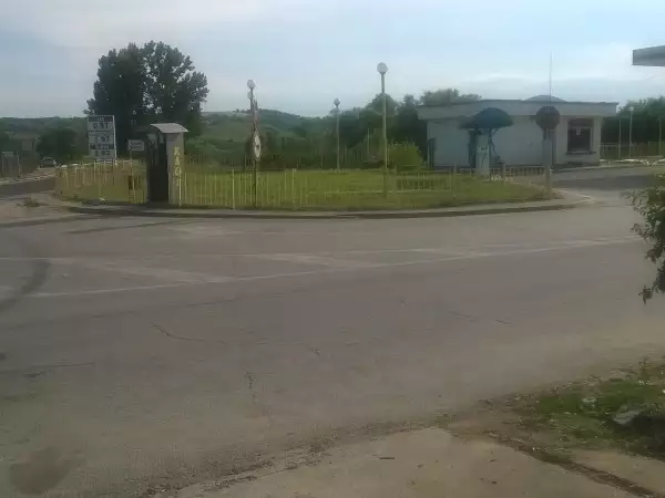 7. Снимка на Продавам бензиностанция на главен път Хасково - К - ли - Маказа