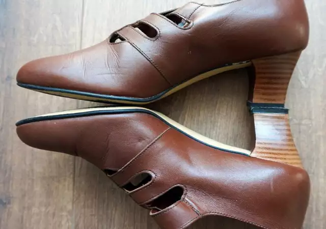 3. Снимка на Дамски обувки Flavia