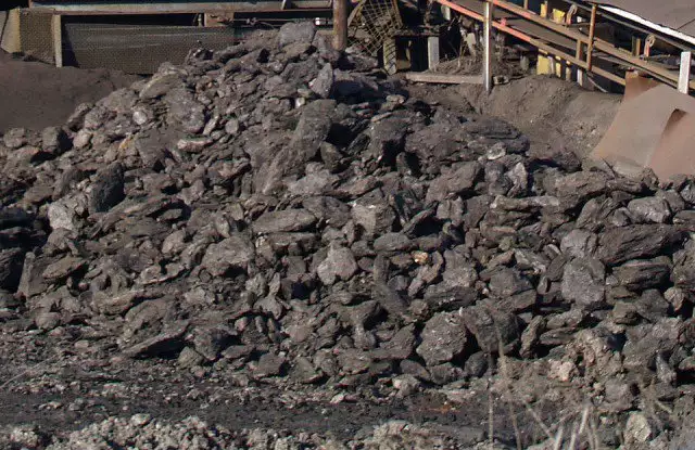 1. Снимка на Болшевишки въглища