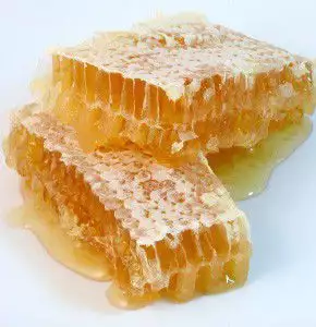3. Снимка на Продавам натурален пчелен мед, много вкусен.