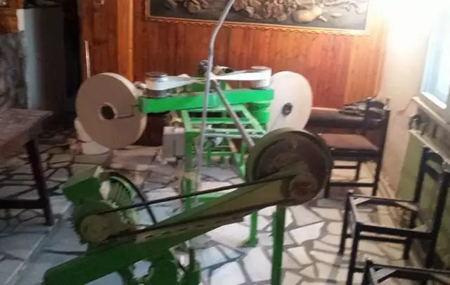 7. Снимка на Машини за производство на тоалетна хартия.