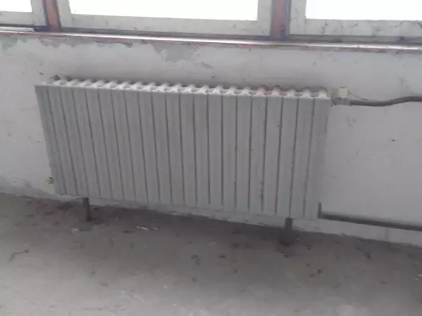 9. Снимка на Продавам полски чугунени радиатори