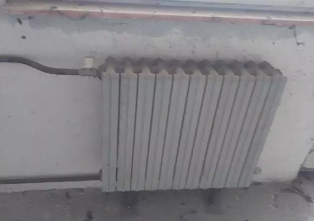 6. Снимка на Продавам полски чугунени радиатори
