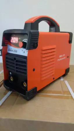 200 Ампера Електрожен инвертор 170 лв