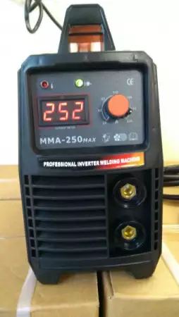 Инверторен електрожен MMA 250A MAX