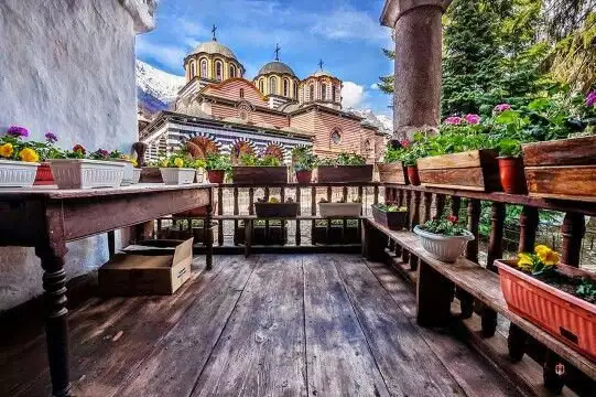 2. Снимка на Великден 2018г. в Банско - Рупите - Мелник и Рилски манастир