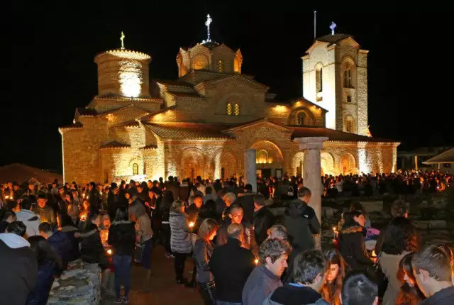 6. Снимка на Великденски празници в Охрид с посещение на Рилски манастир