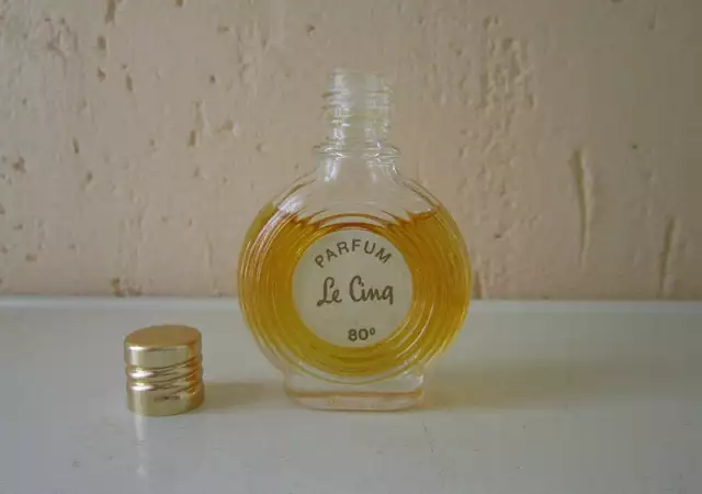 6. Снимка на Le Cinq Parfum by Fragonard Parfumeur Net Cont. 10ml.