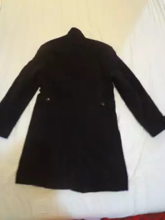 2. Снимка на мъжко палто