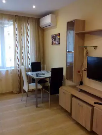 Апартамент под наем до община Варна