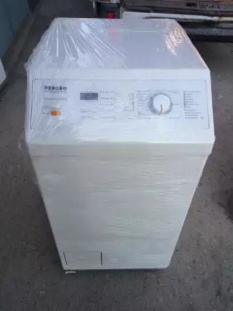 1. Снимка на Продавам MIELE Novotronic W149 пералня с горно зареждане в п