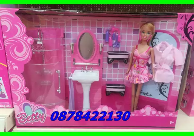 1. Снимка на ПРОМО Кукла с баня душ халат и аксесоари Банята на Барби