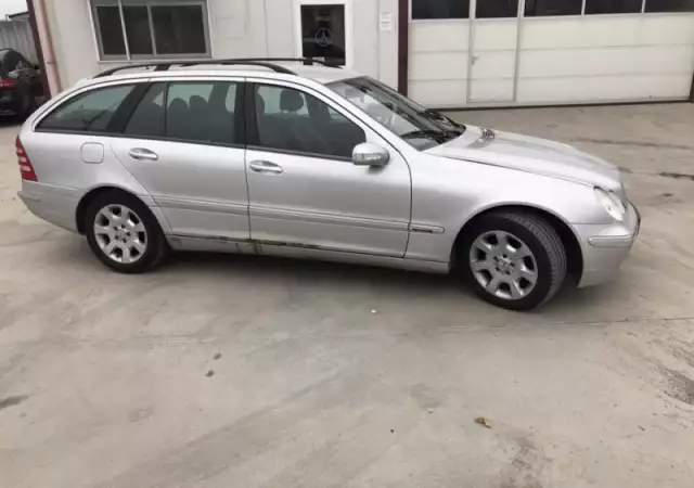 Mercedes Benz C220CDI Elegance НА ЧАСТИ