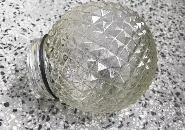 Плафон - кристално стъкло, резба