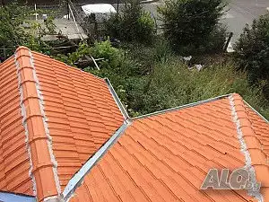 1. Снимка на Ремонт на покриви Найлон за покривиЛамарина за ПокривиМайсто