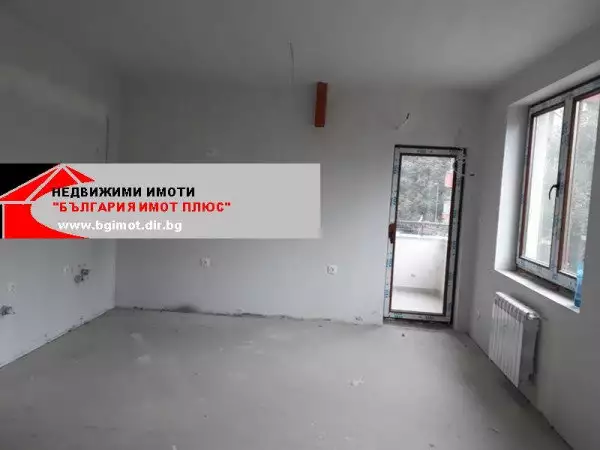 Продава 2 - стаен Красно село нова сграда с акт 16 102000 евро