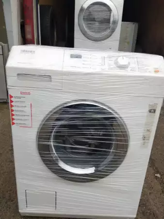 1. Снимка на Продавам Автоматична пералня MIELE W437 Пчелна Пита