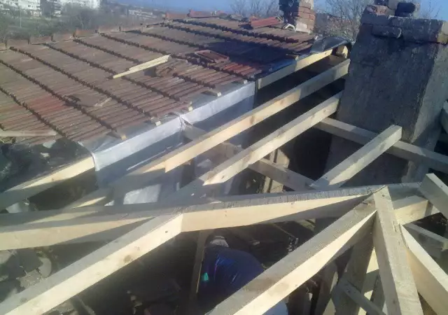 2. Снимка на Ремонт на покриви, ремонтни дейности, ремонти
